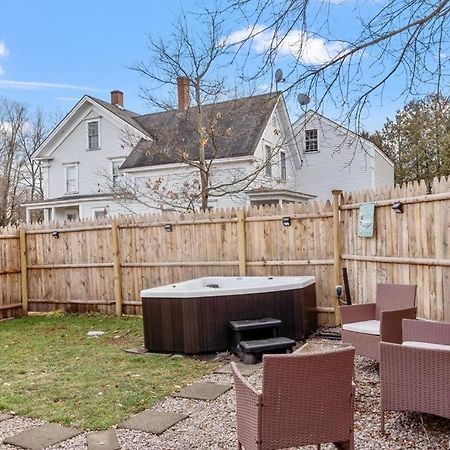 New!! Lovely Unit W/ Private Hot Tub And Patio! لاكونيا المظهر الخارجي الصورة
