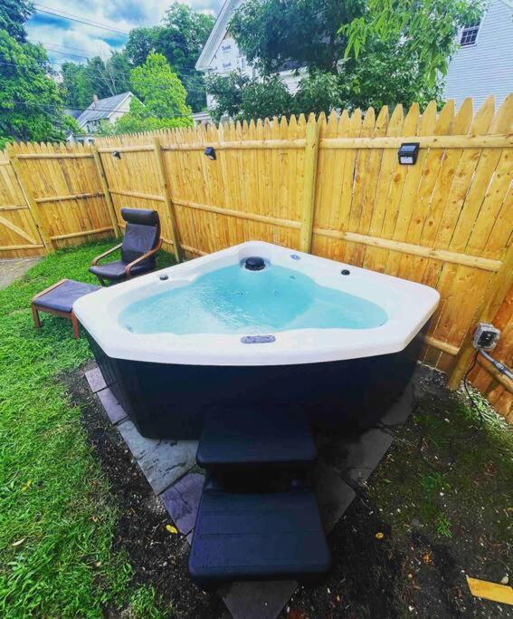 New!! Lovely Unit W/ Private Hot Tub And Patio! لاكونيا المظهر الخارجي الصورة